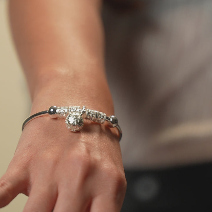 World: Bracciale Regolabile in Argento Sterling 925 con Ciondolo